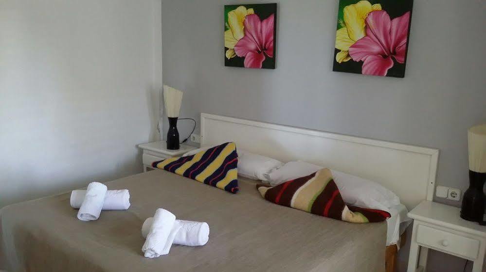 Apartamentos Colomar Santa Eularia des Riu Exteriér fotografie